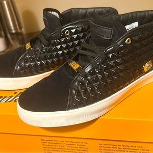 Nike LeBron Lifestyle 13